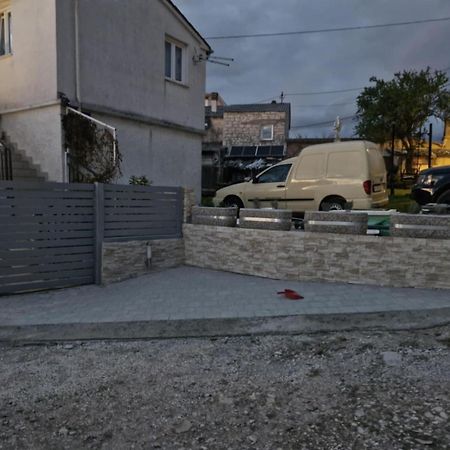 Apartment Ground Floor With Parking Erny Pula Exterior foto